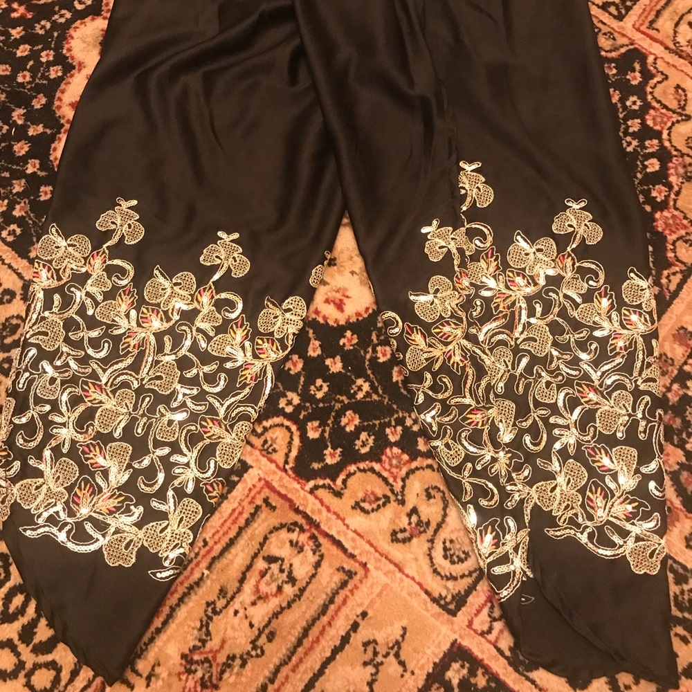 Beautiful tulip pants/ shalwar.